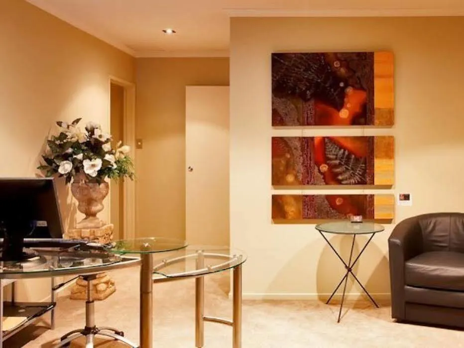 **** Motel Tower Junction Motor Lodge: Central Stay with Free Railway Shuttle Christchurch New Zealand