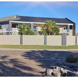 beachwood-inn.hotels-capetown.com/