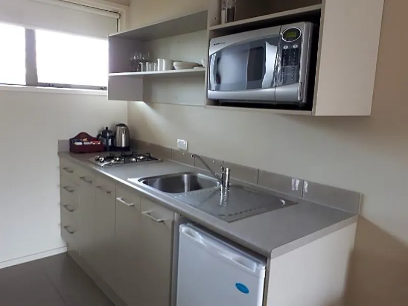 Tower Junction Motor Lodge: Central Stay with Free Railway Shuttle Christchurch